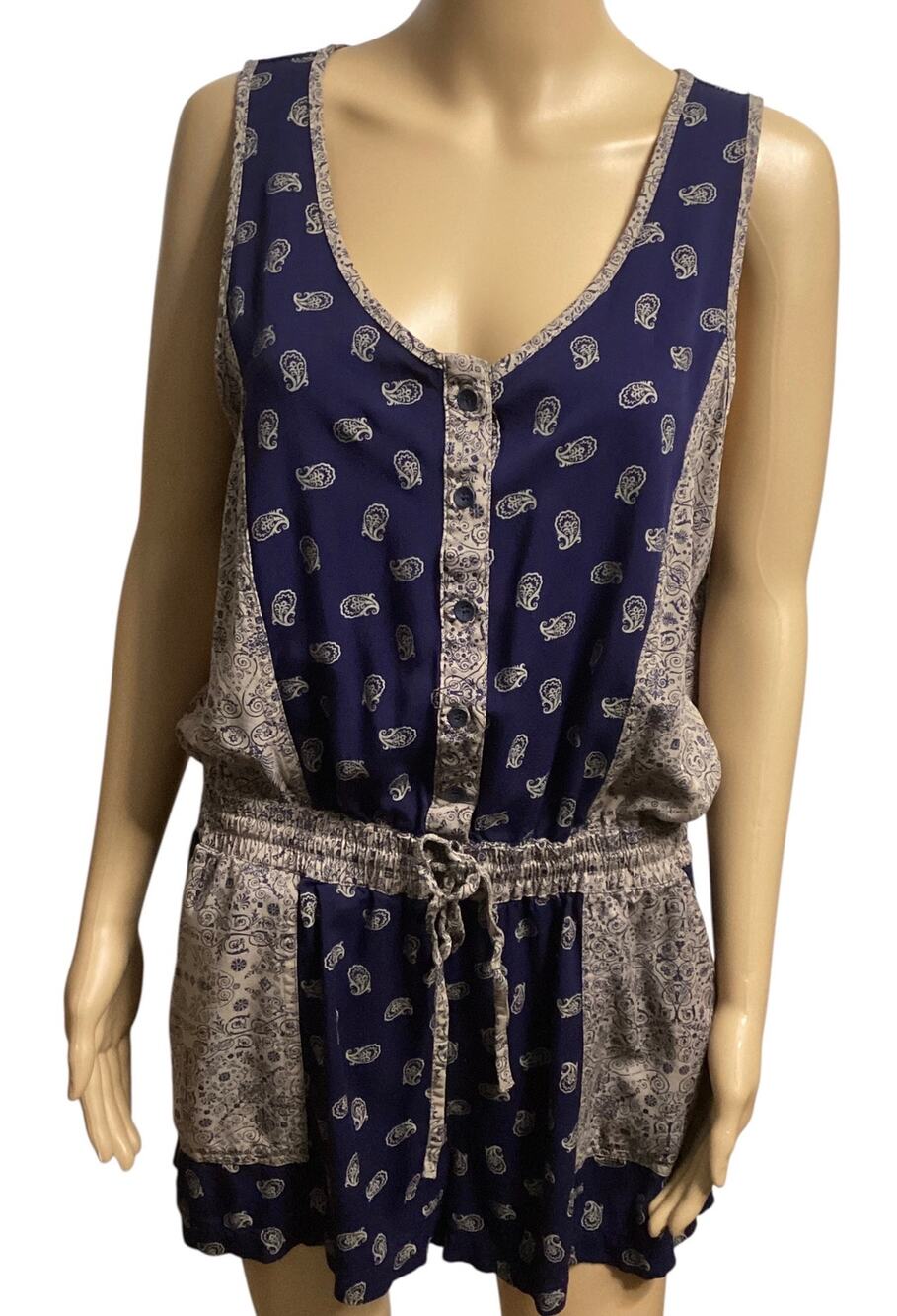 Life in Progress Paisley Mixed Print Sleeveless Romper Navy Blue size L
